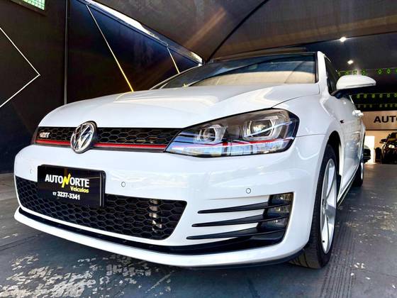 VOLKSWAGEN GOLF 2.0 TSI GTI 16V TURBO GASOLINA 4P AUTOMÁTICO VOLKSWAGEN GOLF 2.0 TSI GTI 16V TURBO GASOLINA 4P AUTOMÁTICO